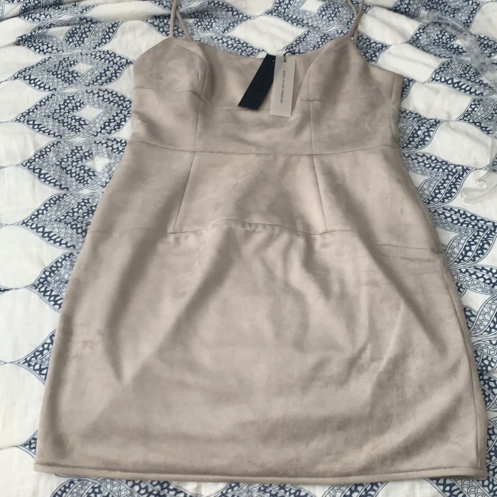 New Black Halo tan dress